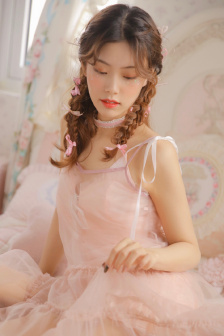 小向まな美